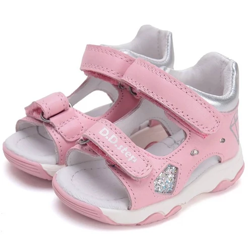 Könnyű, valódi bőr D.D.step gyerekszandál, oldalán villogó LED