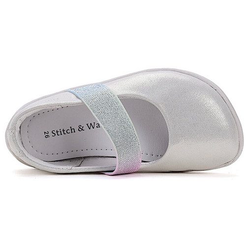 Trendi "Stitch & Walk" átmeneti cipő