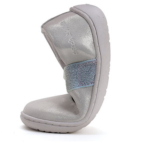 Trendi "Stitch & Walk" átmeneti cipő
