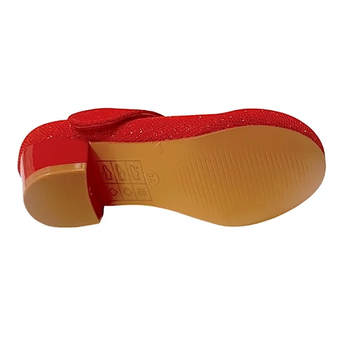 Csillogós, kopogós alkalmi kislány cipő