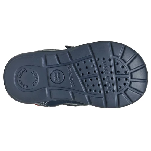 Minőségi, bőr, elsőlépés Geox gyerekcipő, "lélegző" talppal