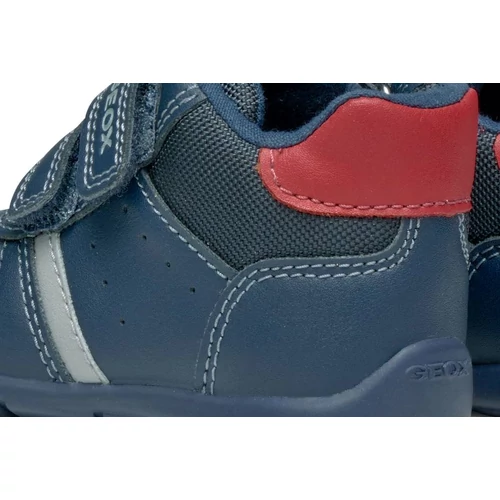 Minőségi, bőr, elsőlépés Geox gyerekcipő, "lélegző" talppal