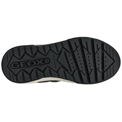 Minőségi, sportos, "lélegző" Geox gyerekcipő, a nagyobb fiúknak