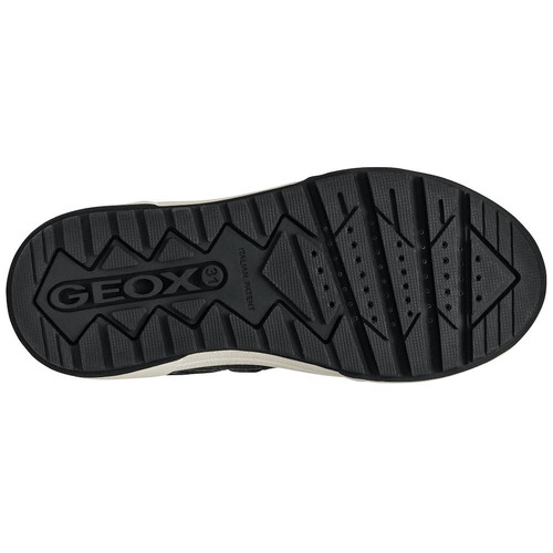 Minőségi, sportos, "lélegző" Geox gyerekcipő, a nagyobb fiúknak
