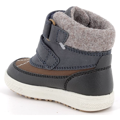 Vízálló, melegen bélelt Primigi gyerekcipő