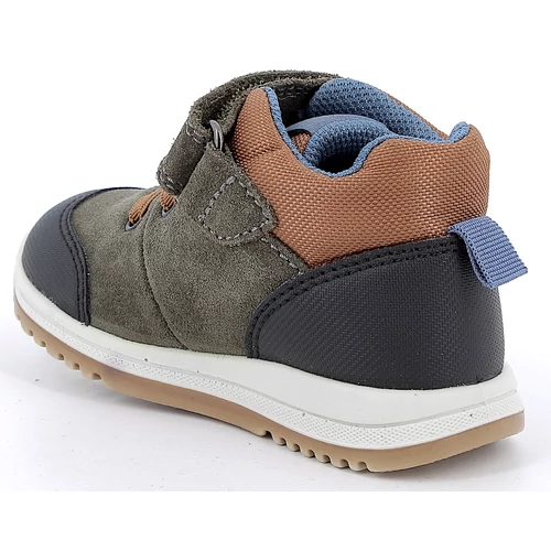 Vízálló, prémium minőségű zöld velúr  Primigi  gyerekcipő